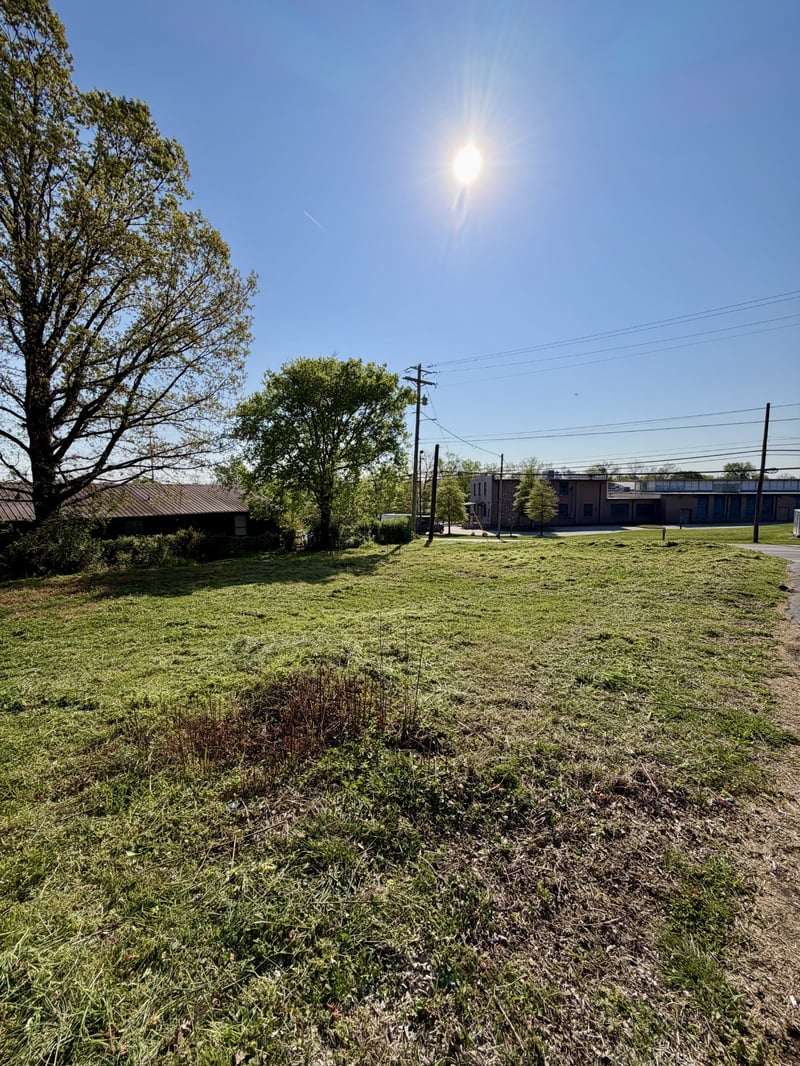 608 Old Salem Rd, Murfreesboro, TN 37129