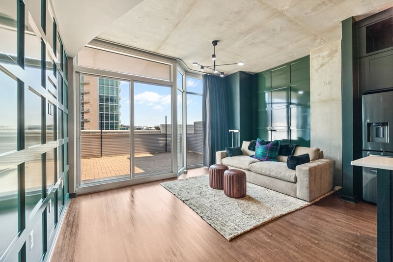 600 12th Ave #902, Nashville, TN 37203