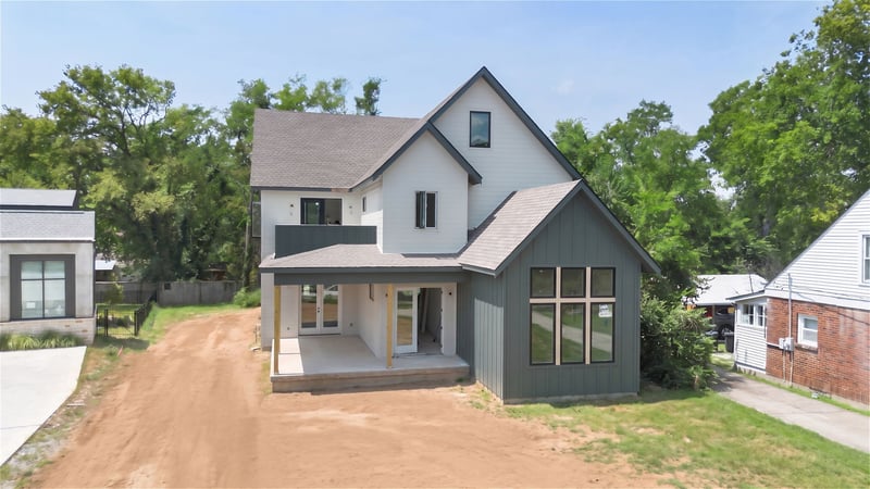 2310 Riverside Dr, Nashville, TN 37216