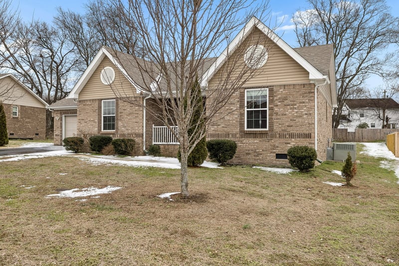 1909 Susan Rd, Columbia, TN 38401