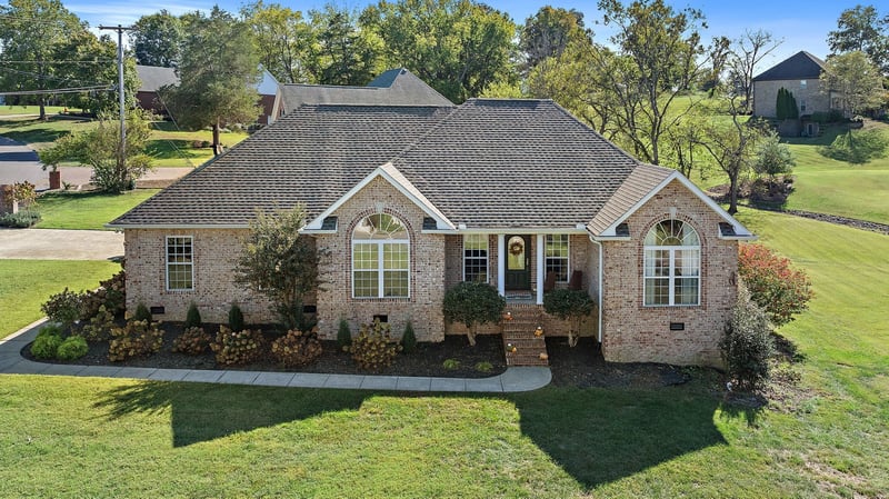 262 Bayhill Dr, Gallatin, TN 37066