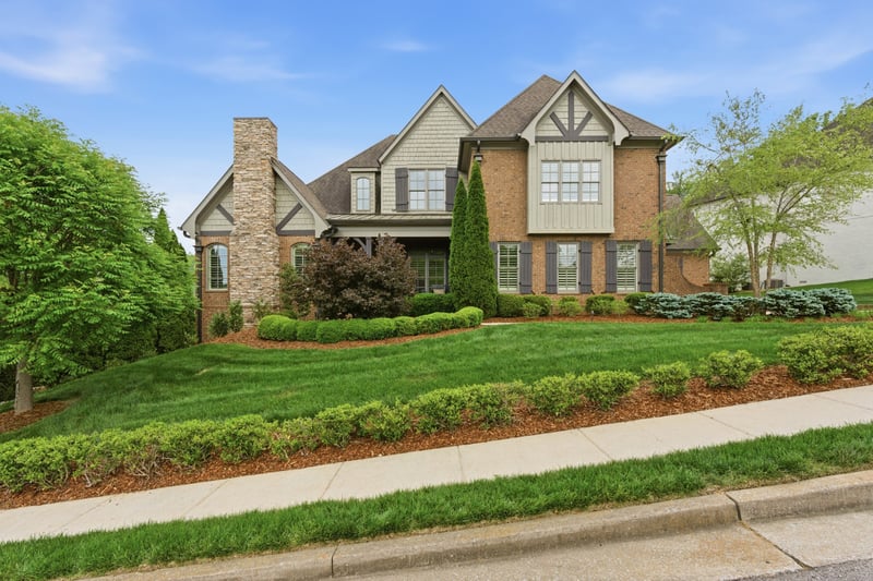 4041 Ayleworth Ln, Nashville, TN 37221