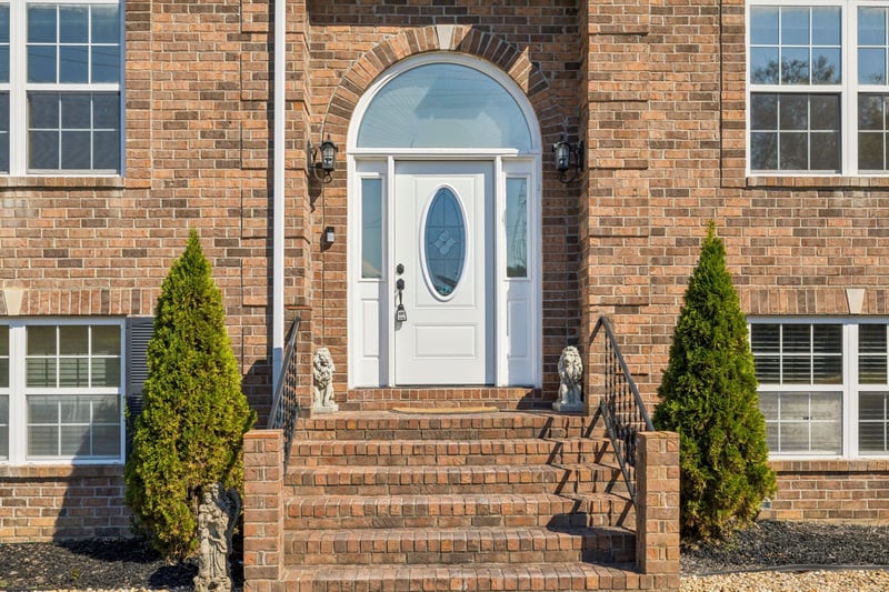 3679 Old Greenbrier Pike, Springfield, TN 37172