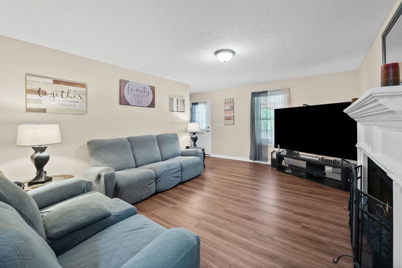 1038 Phillip Dr, Portland, TN 37148