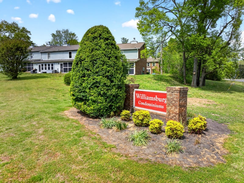 528 Williamsburg Dr, Nashville, TN 37214