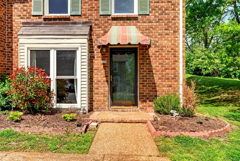 528 Williamsburg Dr, Nashville, TN 37214