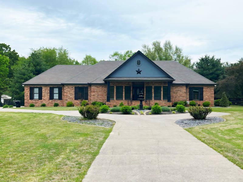 2003 Irby Ln, Murfreesboro, TN 37127