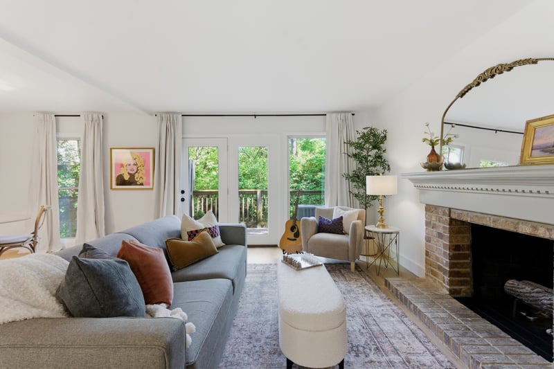 2116 Hobbs Rd #L8, Nashville, TN 37215