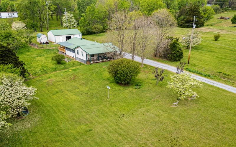1655 New Deal Potts Rd, Portland, TN 37148