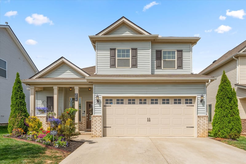 324 Whisper Wood Way, Lebanon, TN 37087