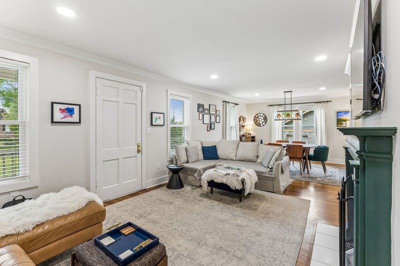 2518 Sharondale Dr, Nashville, TN 37215