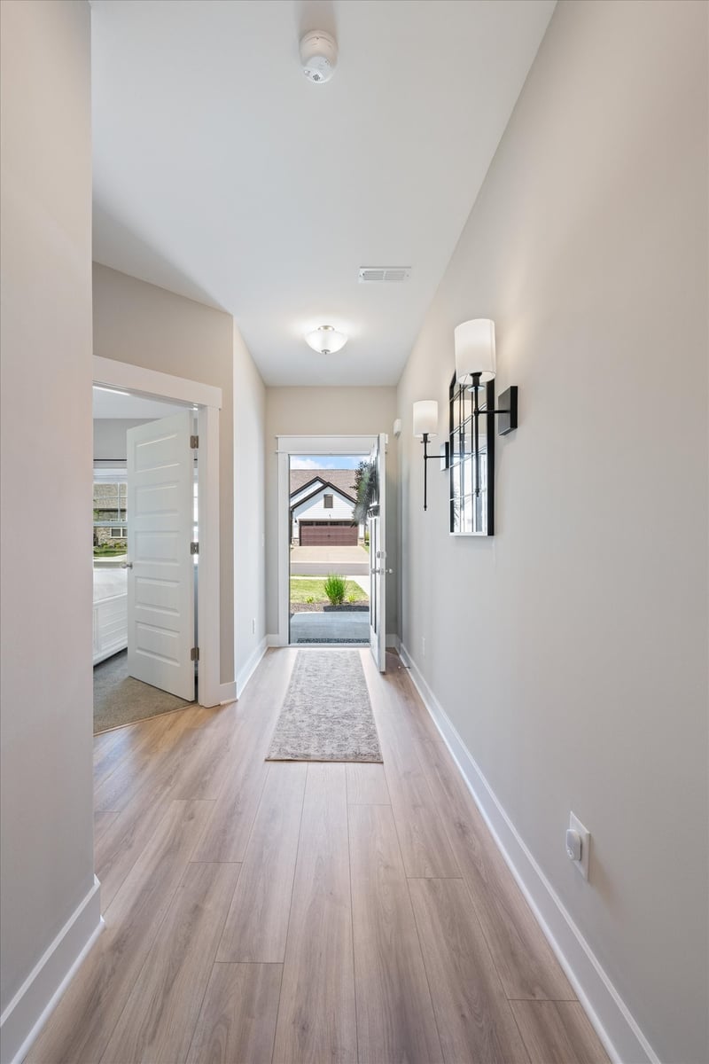 2805 Soldiers Honor Dr, Murfreesboro, TN 37128