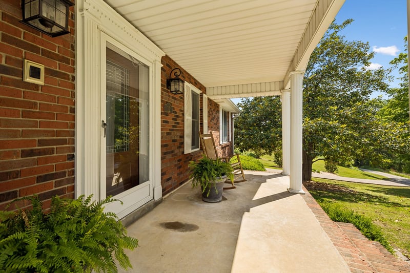 12 Charles Apple Ln, Brush Creek, TN 38547