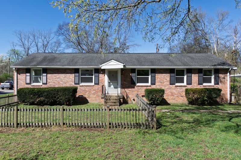 4411 Scenic Dr, Nashville, TN 37204