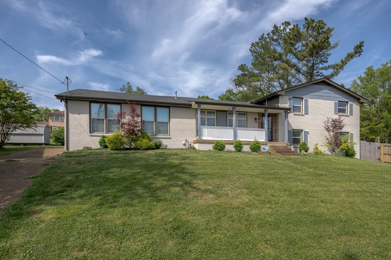 3016 Runabout Dr, Nashville, TN 37217