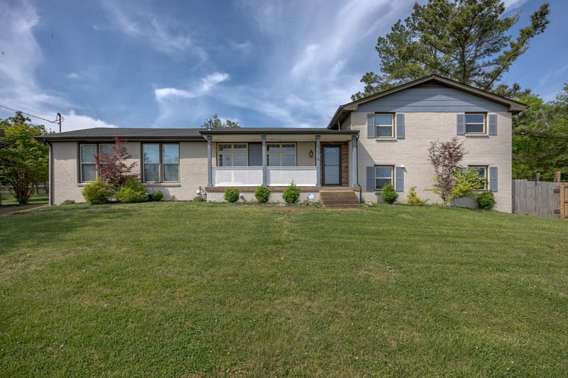 3016 Runabout Dr, Nashville, TN 37217