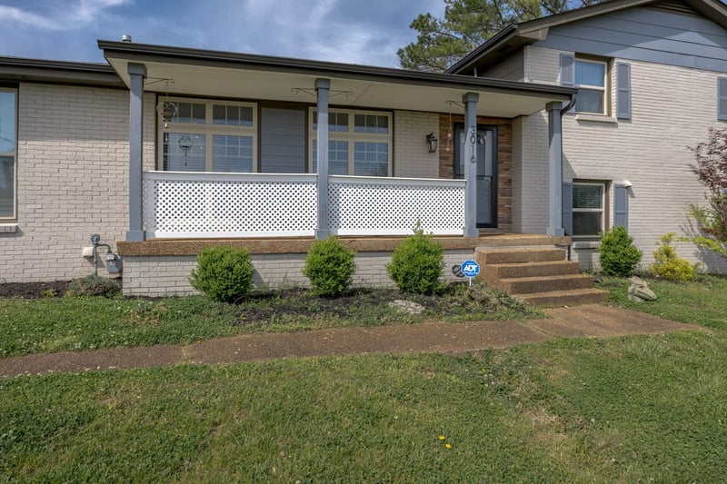 3016 Runabout Dr, Nashville, TN 37217