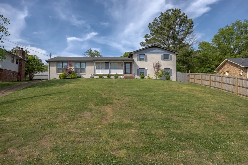 3016 Runabout Dr, Nashville, TN 37217