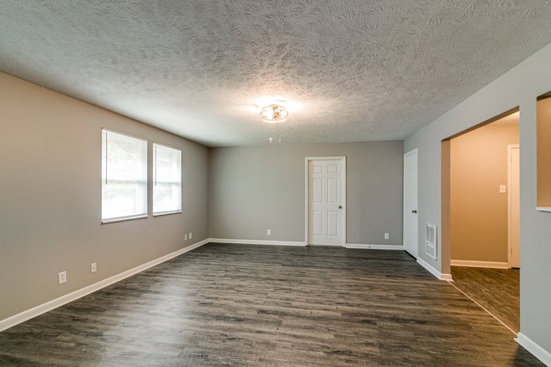 812 Bradley St, Clarksville, TN 37040