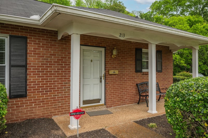 5601 Country Dr #213, Nashville, TN 37211