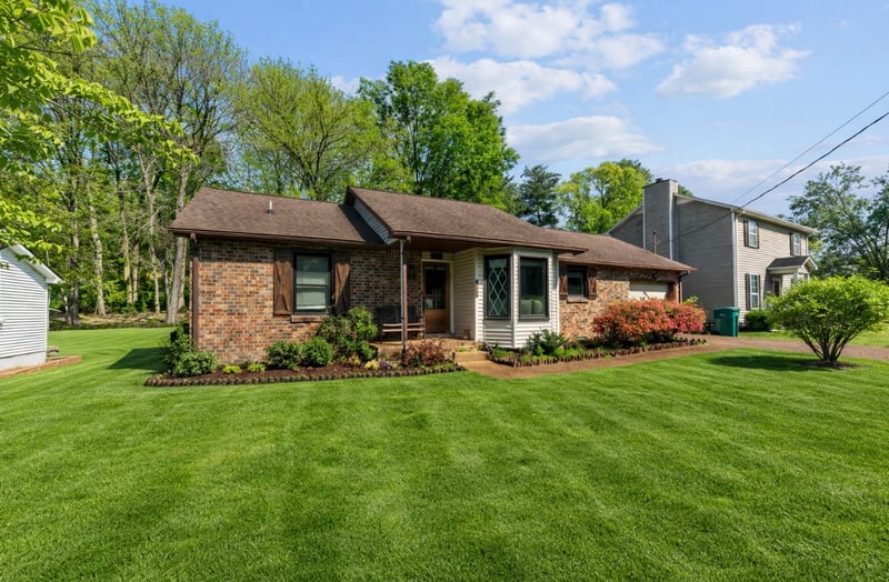 3048 Reelfoot Dr, Nashville, TN 37214