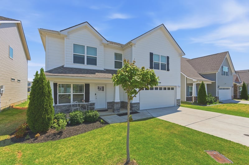 1919 Albarado Trl, Murfreesboro, TN 37128