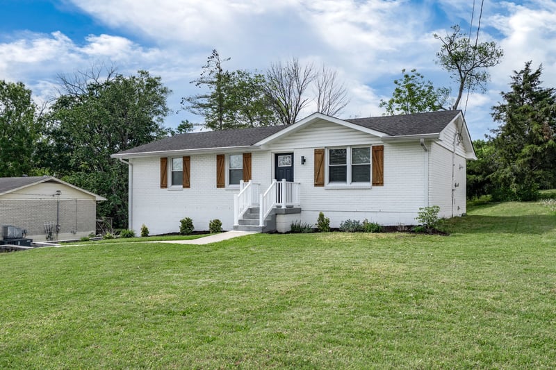 143 Evergreen Cir, Hendersonville, TN 37075