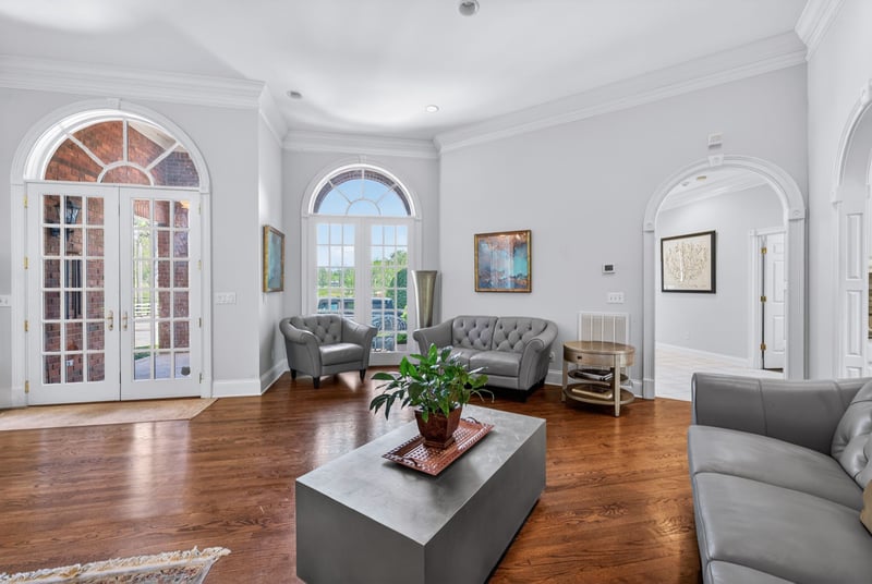 318 Hurst Dr, Old Hickory, TN 37138