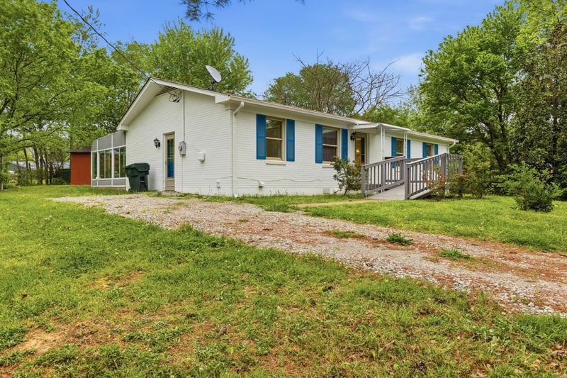 113 Mae Cir, Dickson, TN 37055