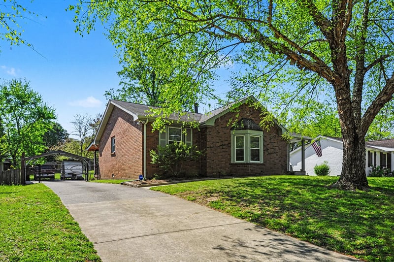 3029 Blackwood Dr, Nashville, TN 37214