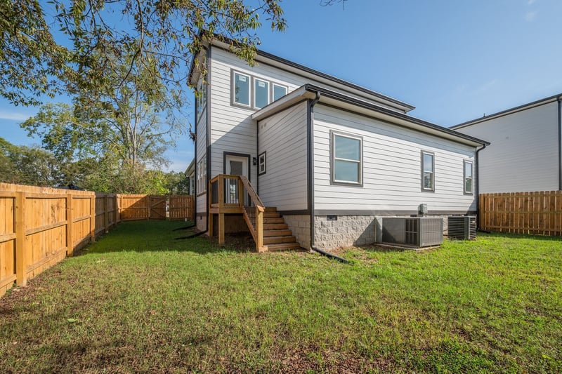 3715 Fairview Dr, Nashville, TN 37218