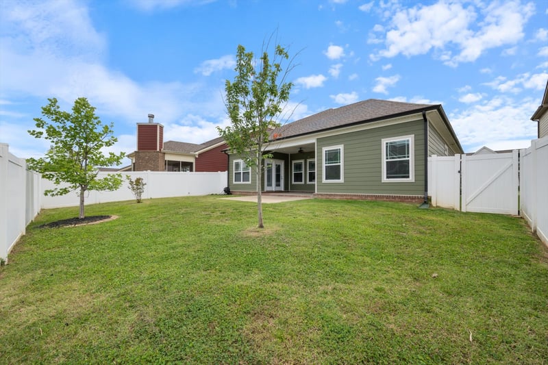 2525 Hollis Dr, Murfreesboro, TN 37127