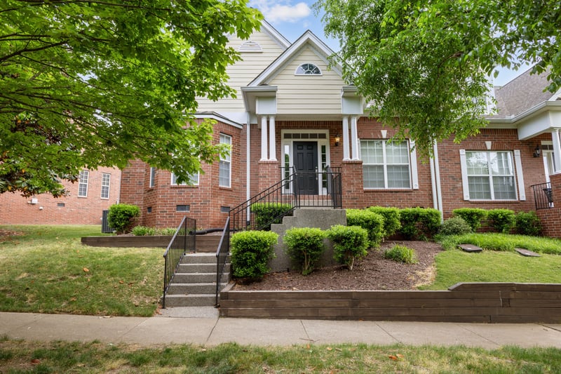 1316 Decatur Cir, Franklin, TN 37067