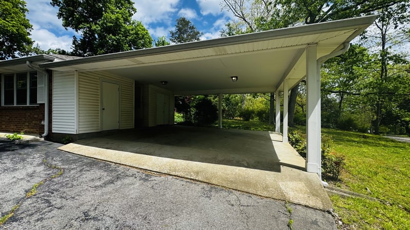 101 Bellwood Cir, Dickson, TN 37055