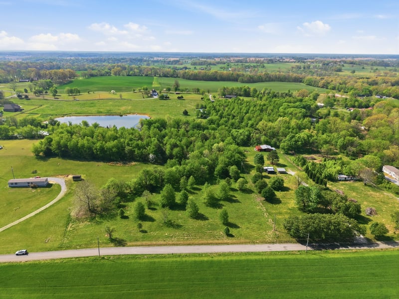 Woodard Rd, Springfield, TN 37172