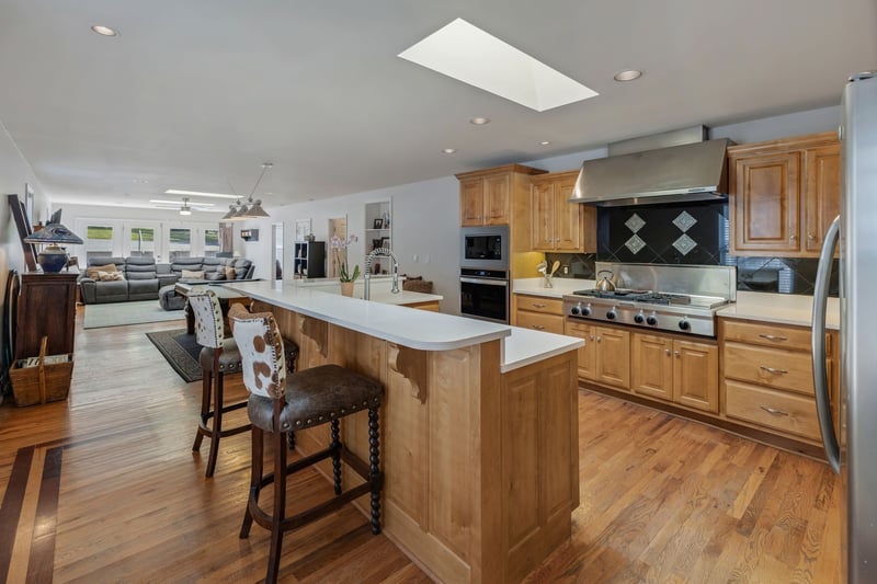 3813 Murphy Rd, Nashville, TN 37209