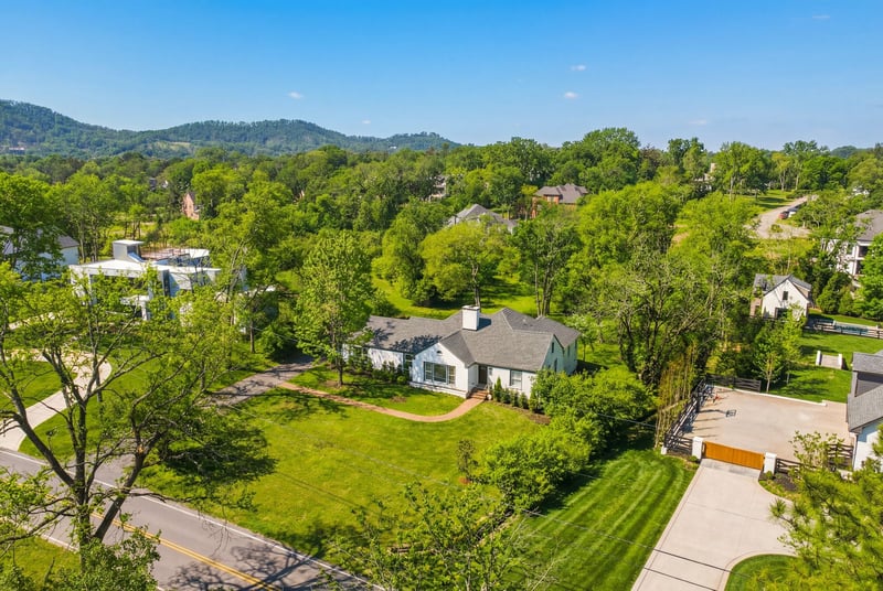 4611 Churchwood Dr, Nashville, TN 37220