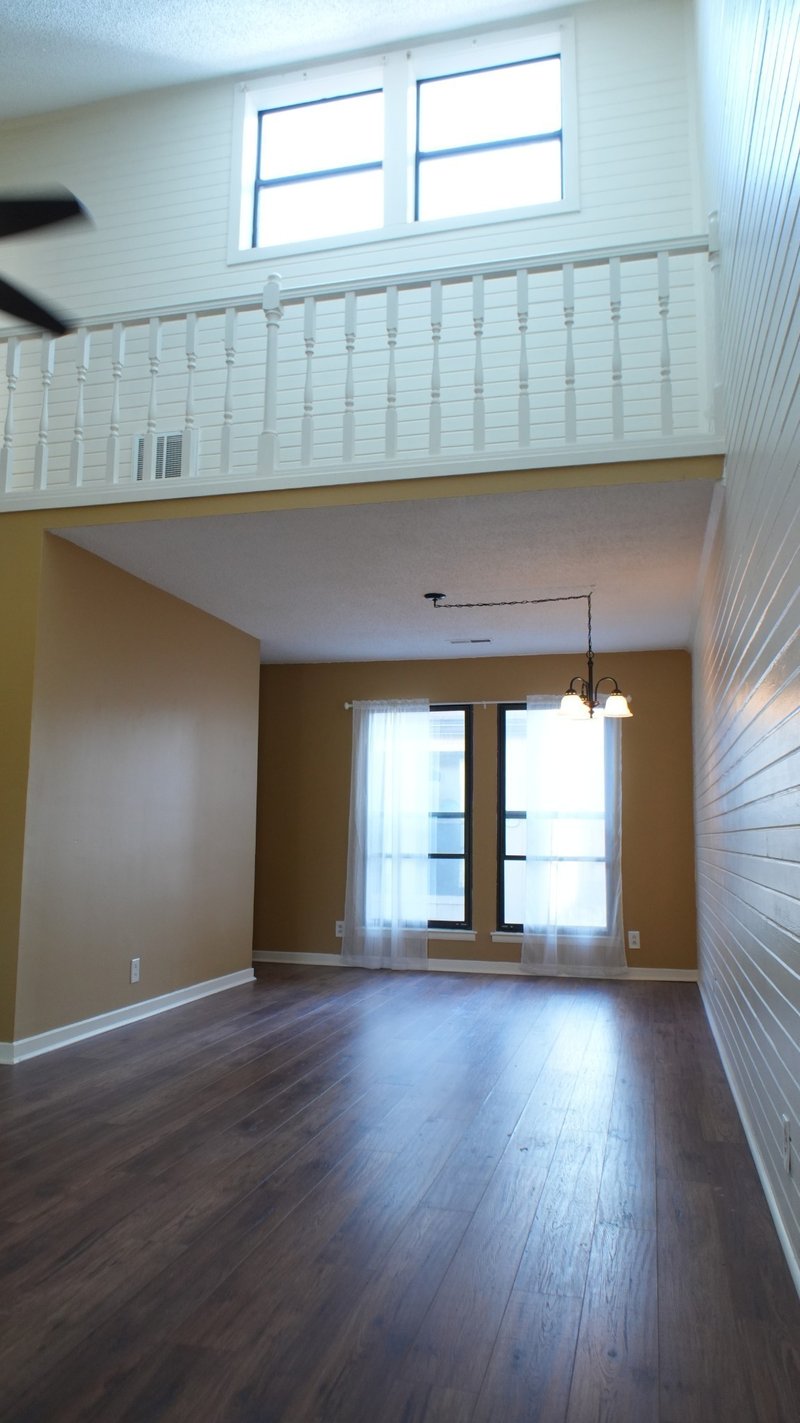 220 Harpers Mill Ct, Hermitage, TN 37076
