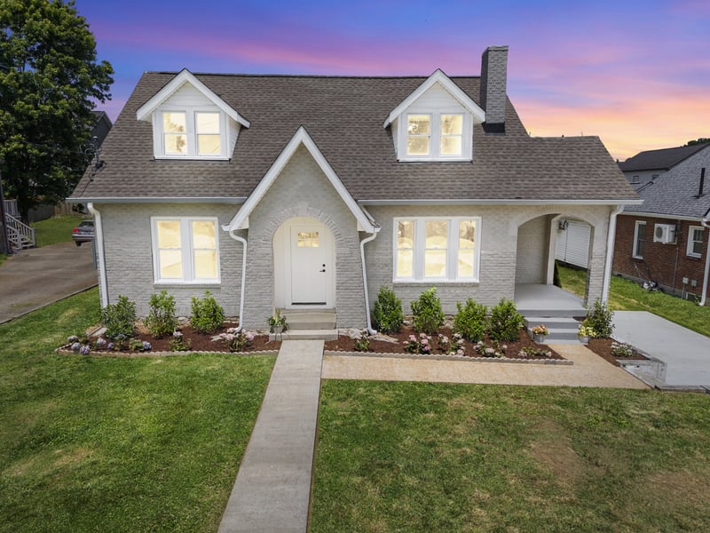 911 Fairwin Ave, Nashville, TN 37216