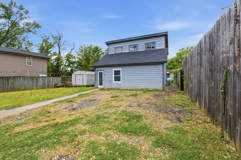 952 Colfax Dr, Nashville, TN 37214