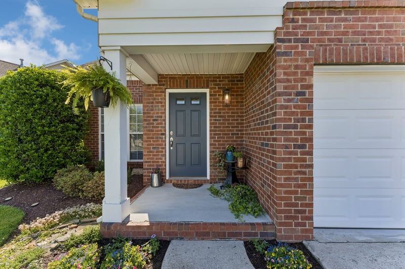 410 Creekside Ln, Spring Hill, TN 37174