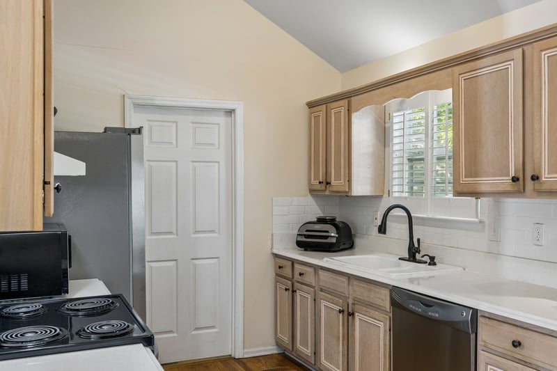 7128 Catherine Dr, Fairview, TN 37062