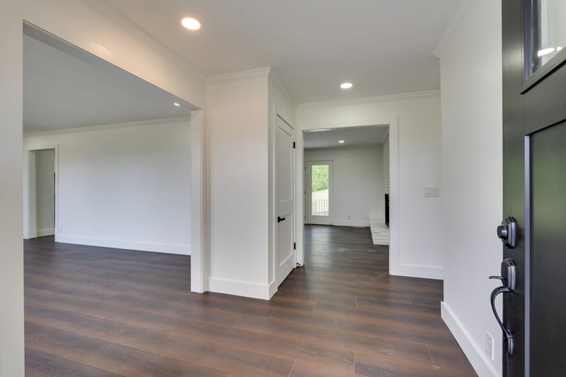 6612 Fox Hollow Rd, Nashville, TN 37205