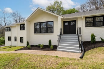 6612 Fox Hollow Rd, Nashville, TN 37205