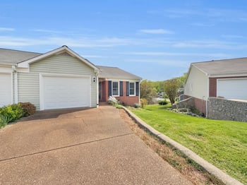 720 Mount Carmel Pl, Nashville, TN 37205