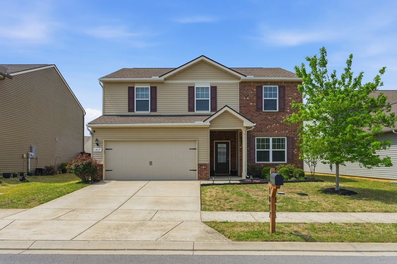1817 Radnor Rd, Lebanon, TN 37087