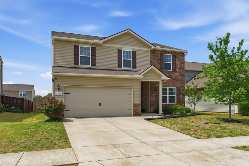 1817 Radnor Rd, Lebanon, TN 37087