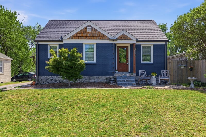 1703 Riverside Dr, Nashville, TN 37216