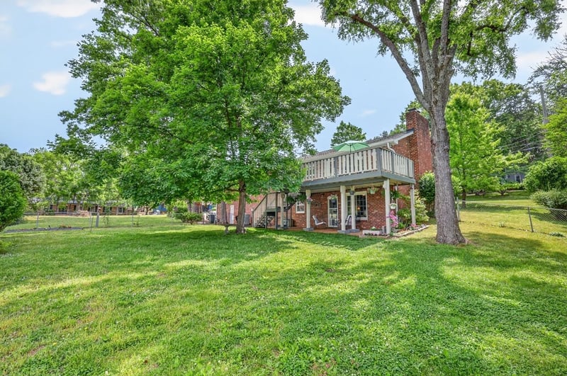 108 Ervin St, Hendersonville, TN 37075