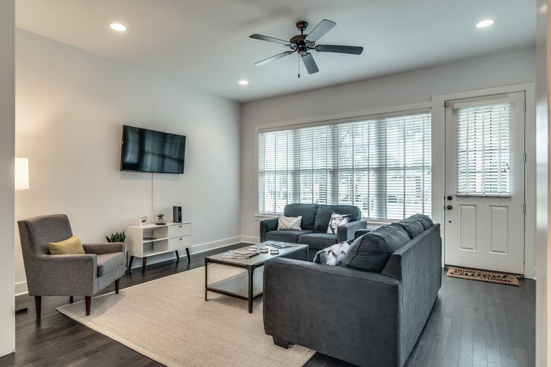 418 Douglas Ave, Nashville, TN 37207